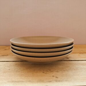 Brown dinner plates(set of 4)