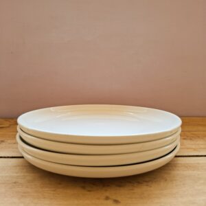 White porcelain dinner plates(set of 4)